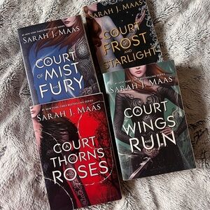 A Court of Thorns and Roses first four books OOP